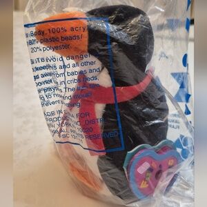 98 Avon Flapper The Penguin Full O Beans Beanie January 1998 Vintage